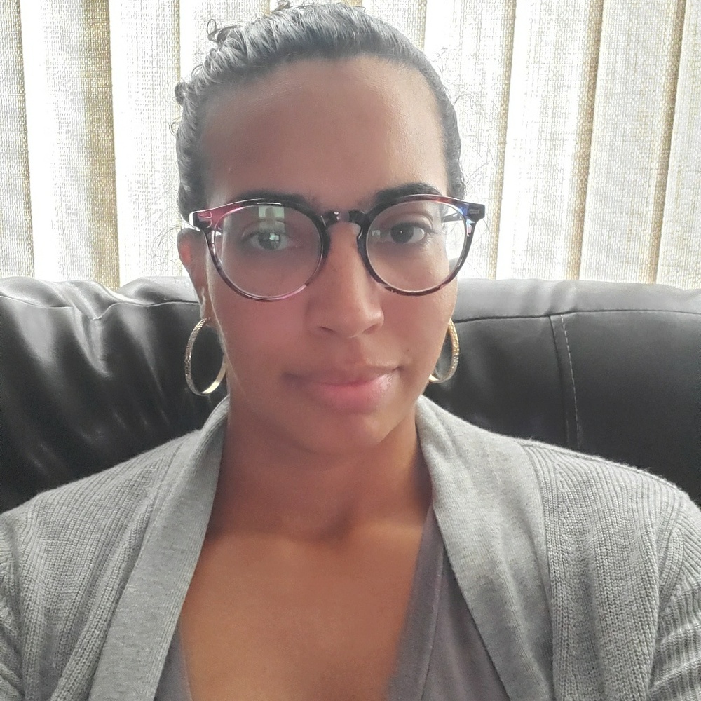 Meet your Posher, Paula